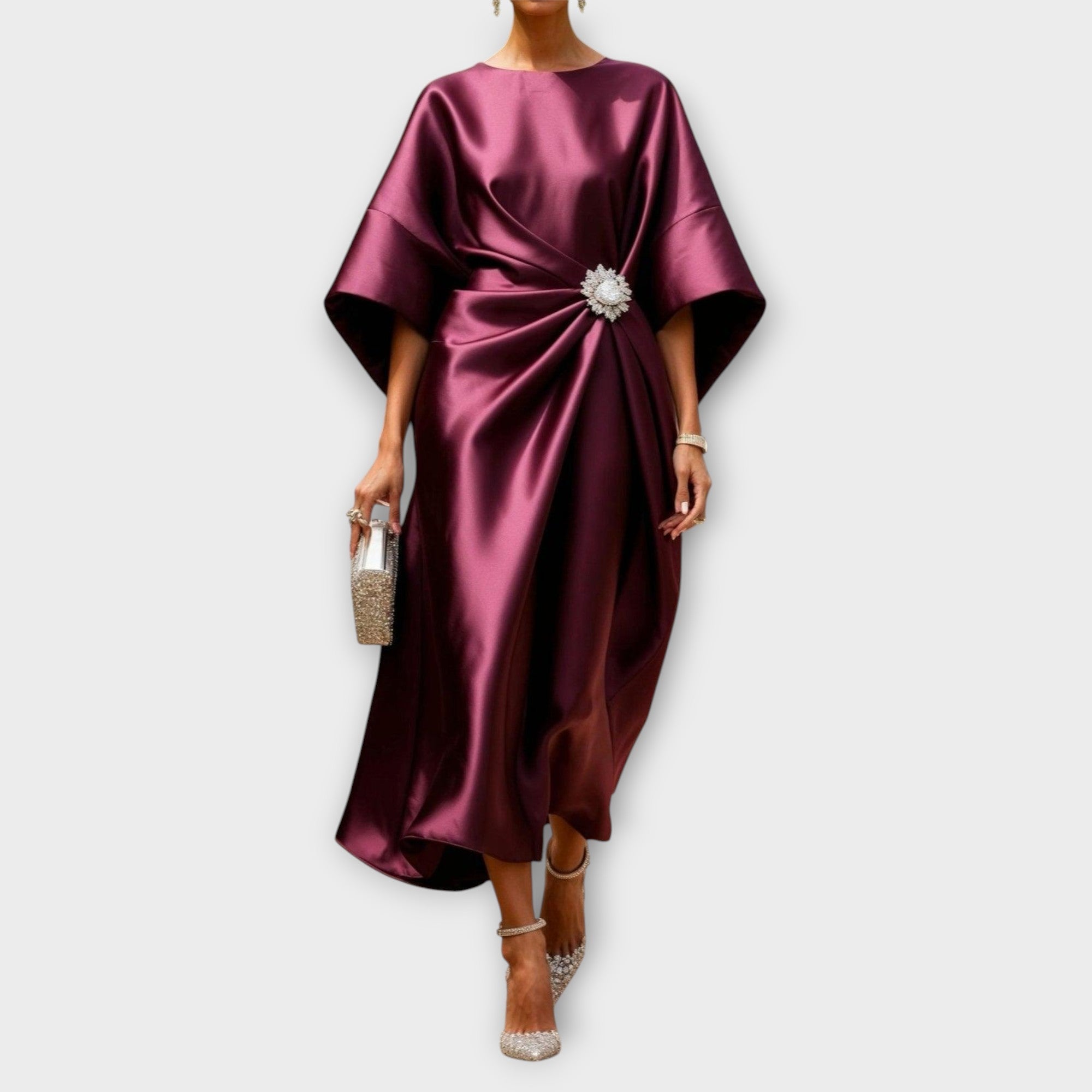Selene – Robe midi élégante en satin