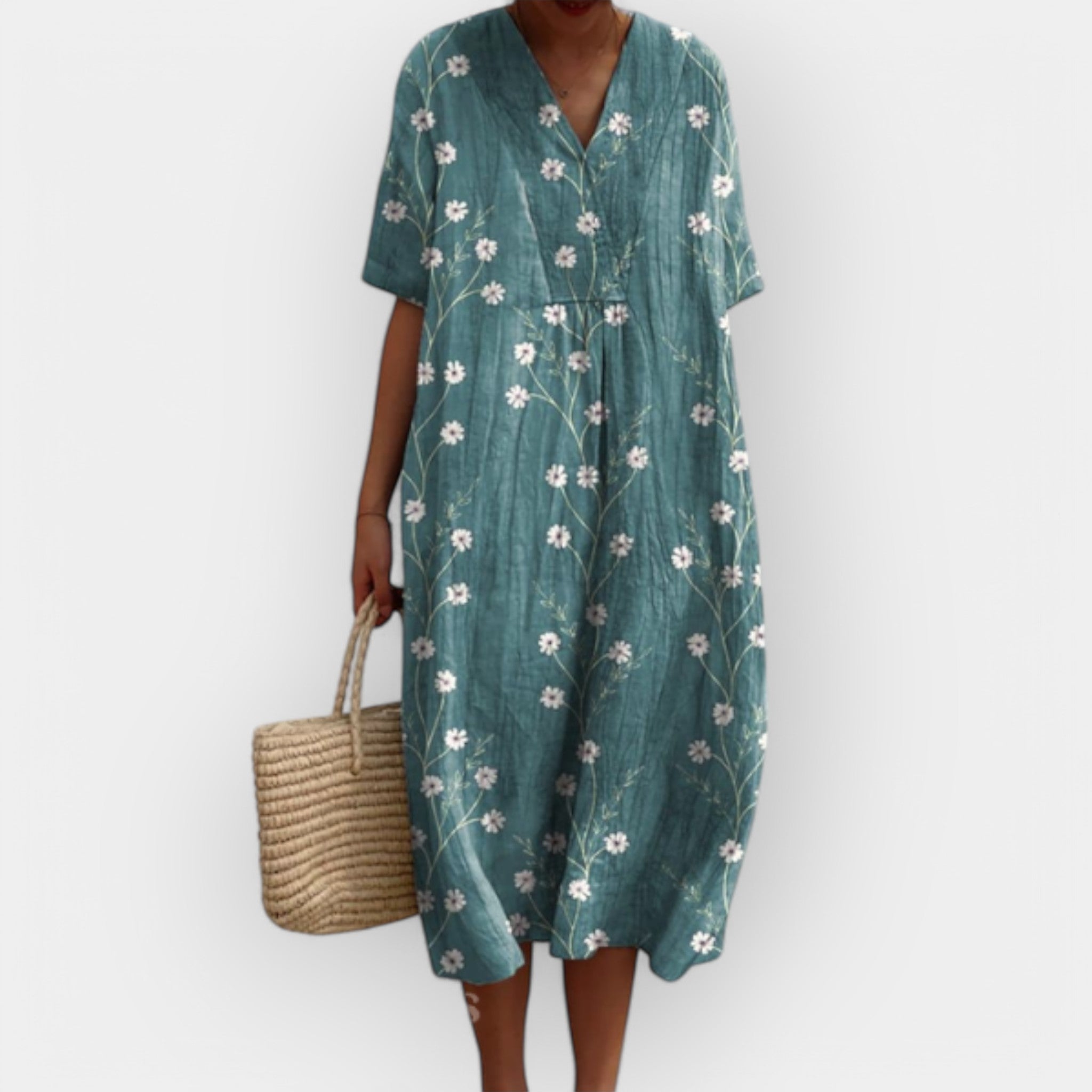 Robe fleurie pour les journées d'été