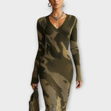 Kaia Fringe – Robe longue en maille à franges