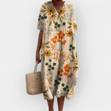 Robe fleurie pour les journées d'été