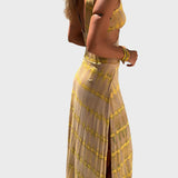 Robe confortable à découpes