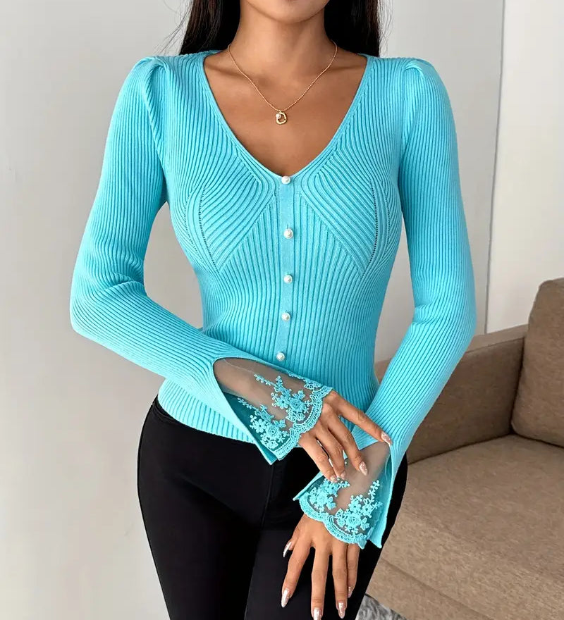 Isabella | Pull Côtelé à Col V avec Manches en Dentelle
