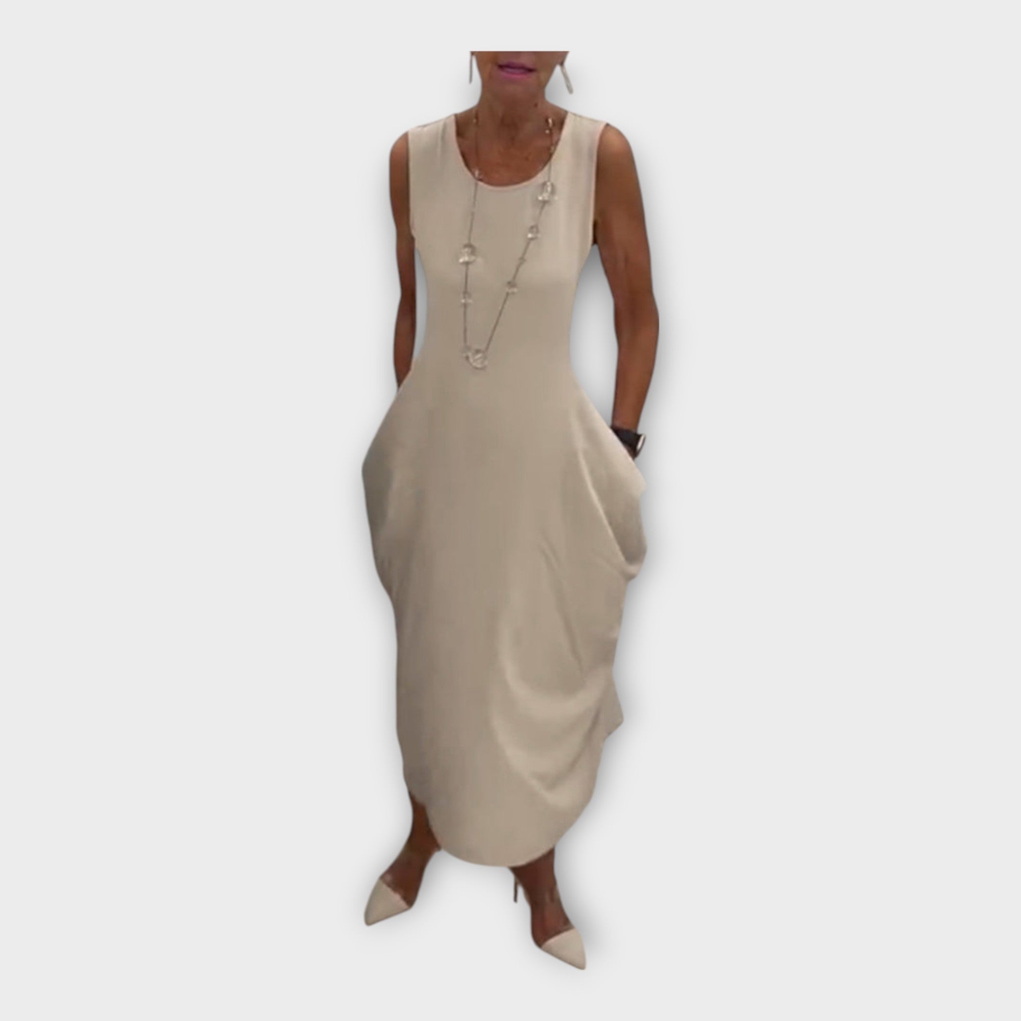 Robe légère à la silhouette moderne et poches