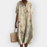 Robe fleurie pour les journées d'été