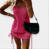 Robe tricotée sans manches avec ceinture