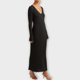 Robe maxi évasée en maille côtelée