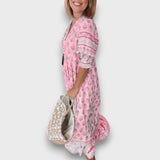 Robe bohème légère à manches 3/4 et col en V lacé