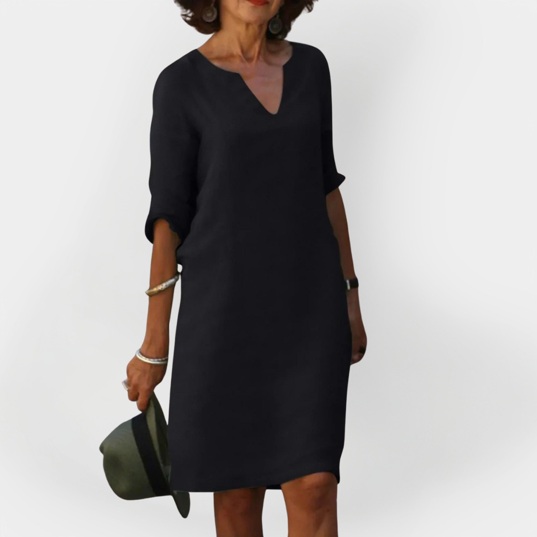 Robe de tous les jours à col en V