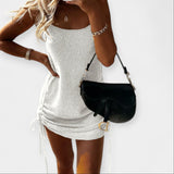 Robe tricotée sans manches avec ceinture