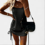 Robe tricotée sans manches avec ceinture