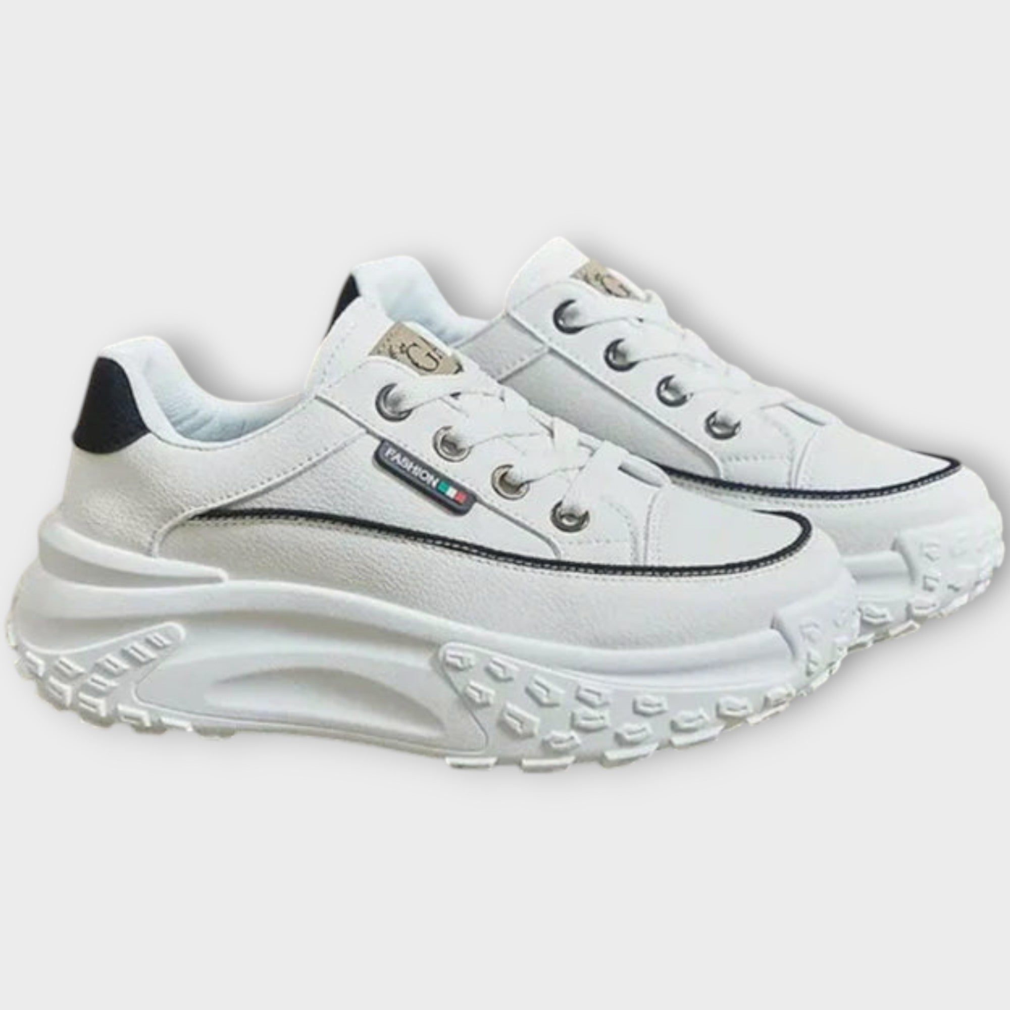 Baskets épaisses confortables au quotidien