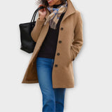 Lea – Manteau chic mi-long boutonné