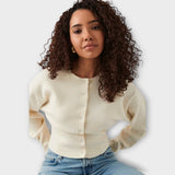 Gilet court moderne avec détails de boutons 