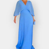 Robe plissée élégante à la coupe stylée