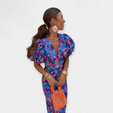 Aurette – Robe de soirée satinée à manches volantées