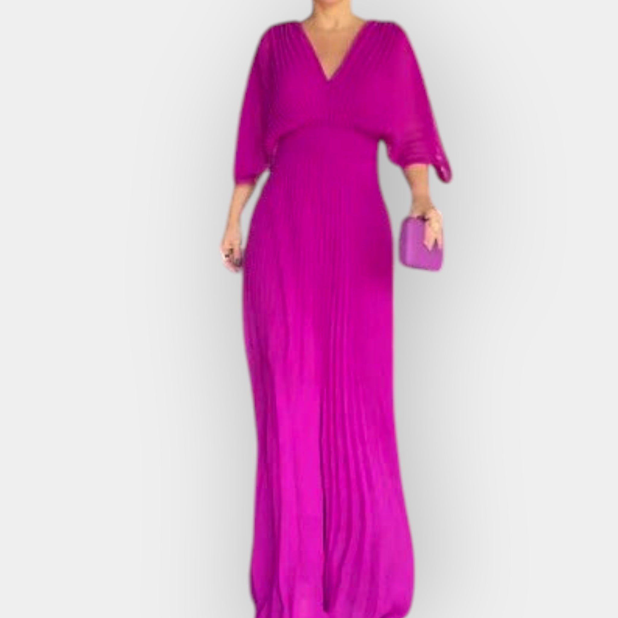 Robe plissée élégante à la coupe stylée