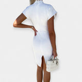 Robe midi à manches courtes au style raffiné