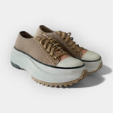 Chaussures de sport modernes à semelle épaisse