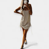 Robe tricotée sans manches avec ceinture