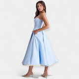 Robe midi en tulle et style