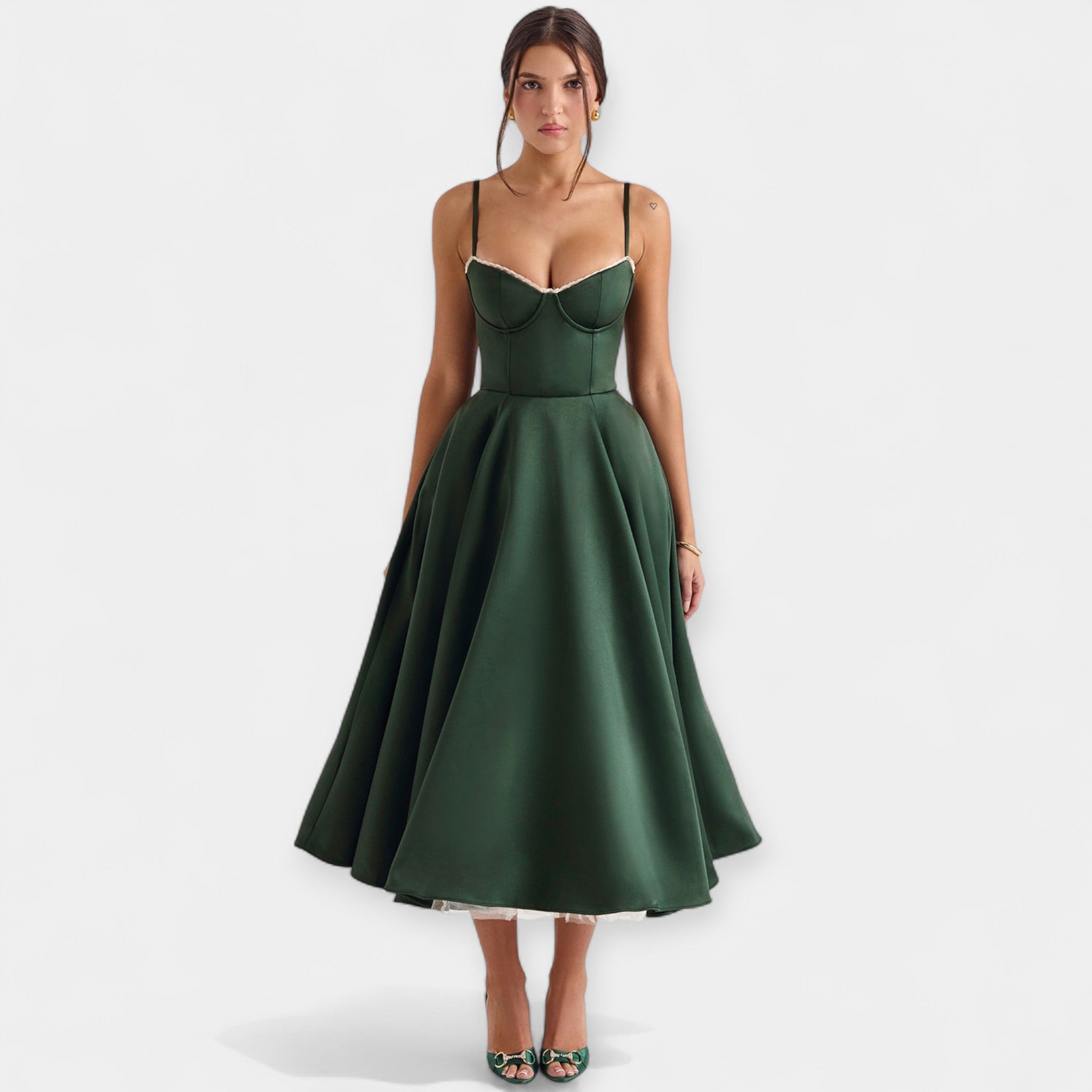 Robe midi avec détails en tulle transparent
